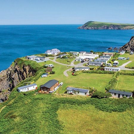 Fishguard Bay Resort Llanllawer Luaran gambar
